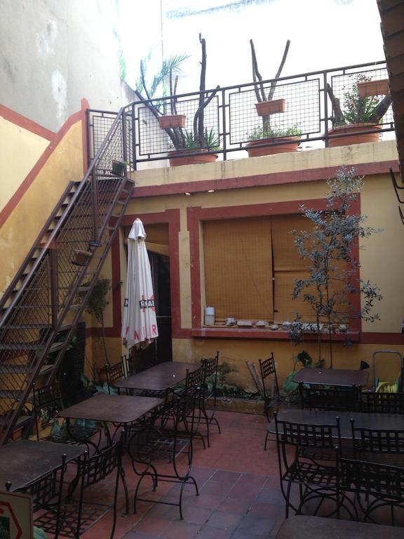 Hotel Restaurant Le Central Châteaurenard Exterior foto